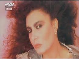 Provided to youtube by wm italy tequila e san miguel · loredana bertè tequila e san miguel ℗ 2019 warner music italy a warner music group company mixing engi. Loredana Berte Giovane Foto E Amori Della Cantante