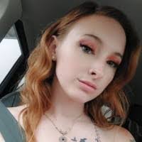 Tabitha York's Instagram, Twitter & Facebook