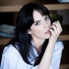 Melanie Molnar's Instagram, Twitter & Facebook