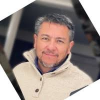 200+ perfiles de «Neri»