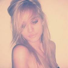 Danielle Dubois (daniellledubois)