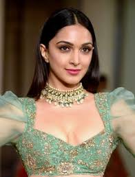 Jun 15, 2021 · kiara advani was recently making headlines as she completed 7 years in bollywood. Kiara Advani Wikipedia