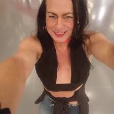 Ryan Trayer's Instagram, Twitter & Facebook