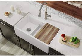 5 out of 5 stars. Elkay Swuf3320wh Fireclay 60 40 Double Bowl Farmhouse Sink With Aqua Divide White Amazon Com
