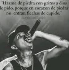 Hoy la muerte a la puerta llama más fuerte. C Kan Frases Posts Facebook