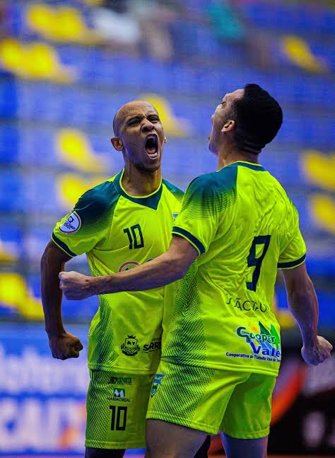 Sorriso vence o Mag&eacute; na estreia do Campeonato Brasileiro de Futsal | Ge
