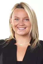 Maggie Purcell's Instagram, Twitter & Facebook