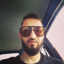 Alexander Escobar Sánchez (alaspuertasdelm)