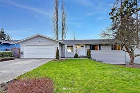 Find your dream home in silver lake using the tools. Silver Lake Homes For Sale Silver Lake Everett Real Estate Zerodown