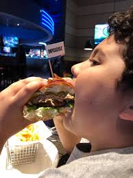 How remembers the hamburger Joint next to the swamp fox. Brants? Best chili  cheeseburgers.