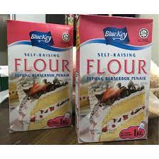 350gm tepung (guna tepung kek bluekey) 1 sudu kecil baking powder (opsyenal) ayak tepung dengan baking powder dan masukkan tepung sedikit demi sedikit sambil dipukul. Blue Key Self Raising Flour Cake Flour 1kg Tepung Kek Shopee Singapore