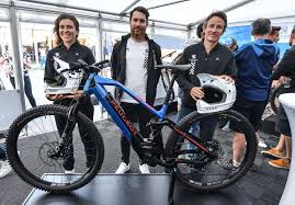 Peugeot Em01 Fs Powertube 2020 Kommt Mit Neuem Bosch Cx Und Kiox Display Peugeot Pedelec E Bike