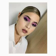 Alba Mera's Instagram, Twitter & Facebook