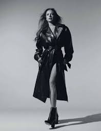 Lindsay Lohan By Laura Marie Cieplik For L Officiel Spain October 2017 Minimal Visual Lindsay Lohan White Fashion Editorial Lindsay
