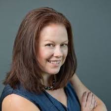 Elizabeth Laplante's Instagram, Twitter & Facebook