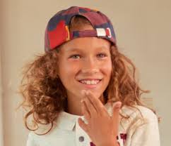 Mon Portrait du Lundi : Lubin DESNOES (par Maryline HUBER). Je suis  contente de vous présenter Lubin, 9 ans, qui habite dans mon petit village  d'Esnandes ! Lubin DESNOES est devenu l' «