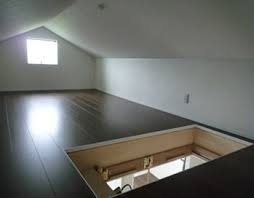 12m2以上ある小屋裏収納 窓があるので明るく 換気もできます 小屋裏収納 窓 小屋裏収納 屋根裏収納
