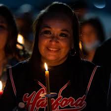 Hundreds attend candlelight vigil to remember Ryan and Zach