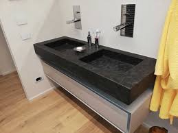 La ditta fratelli ciacci a scandicci, in provincia di firenze, progetta e realizza piani cucina, lavabi, lavelli e top bagni su misura in marmo, granito e pietra. Godi Graniti Gozzano Rivestimenti E Arredi In Marmo E Granito Per Bagno