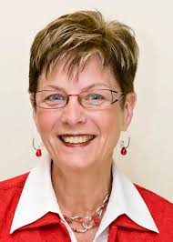 Cindy Ducich named sales manager for Federal Way Mirror