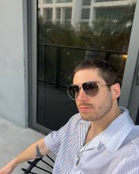 Joe stock (@joesp2120) • Threads, Say more