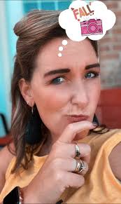 Life has been CRAZY crazy as of recently but I miss y’all!!! Thought I  might just put out a feeler here to see if anyone might be interested in  some fall minis!?!?