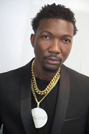 Dennis Everton's Instagram, Twitter & Facebook