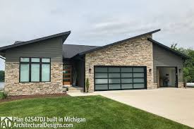 Comfortable in design and humble in every what is a ranch house? 3 Bed Modern Ranch House Plan 62547dj Architectural Designs House Plans