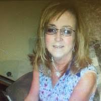 80+ perfiles de «Elizabeth Hatton»