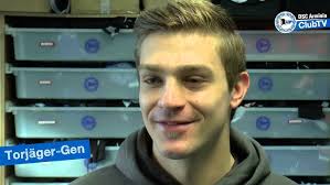 Anlauf extended.. Tom Schütz vor Unterhaching