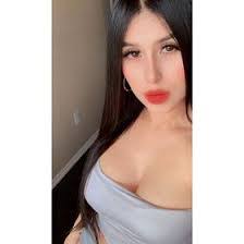 Diana Izaguirre's Instagram, Twitter & Facebook