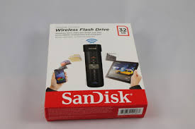 Ben macbook bilgisayarımı yedeklemek için aldım.kullanmadan önce kılavuzu iyi okuyun,çünkü bilgisayara direk bağlayarak yedekledikten sonra connect diski başka yerde kullanamıyorum.diğer. Sandisk Connect Wireless Flash Drive Im Test