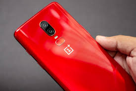 The official website of the band red. Oneplus 6 Red Edition Hands On Gsmarena Com News