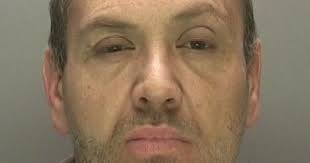 Police hunt wanted Walsall man to be sent back to prison