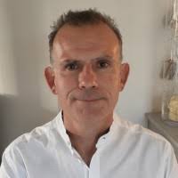 20+ "Fred Person" profiles