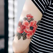 Black And Red Flower Tattoo Sleeve Red Peony Flower Arm Tattoo Peony Flower Tattoos Red Flower Tattoos Flower Tattoo Sleeve Men