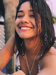 Michelle Quiles's Instagram, Twitter & Facebook