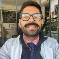 40+ perfiles de «Cesar Alcazar»