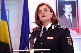 Elisabeta lipă cere schimbarea legislaţiei pentru ca sportivii români din lotul de canotaj să nu mai întâmpine probleme la antrenamentele efectuate pe lacul snagov, din cauza bărcilor private.„aş vrea să mulţumesc ministerului de interne, domnului bode, pentru că, prin poliţia transport naval, a reuşit înainte de plecarea la jocurile olimpice să ne asigure liniştea pe lac. Cine Este Elisabeta LipÄ Propunerea Pentru Ministerul Sportului In Guvernul Dacian CioloÈ Dcnews