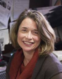 Dr. Nancy Chiaravalloti receives Alumni Achie