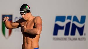 Chiunque creda alla storia del campione che non ha bisogno di allenarsi è un pazzo perché dietro i risultati di qualsiasi nuotatore c'è una fatica infinita e una cura del. Federazione Italiana Nuoto Eurojr Martinenghi Show Burdisso Da Urlo