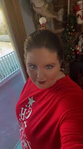 I am looking for speakers and podcasters who have considered turning their  content into an online course but have encountered a technical roadblock  and gave up. Can we chat so I can