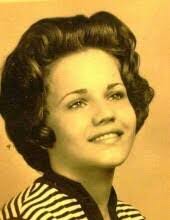 Vicki Clay's Instagram, Twitter & Facebook