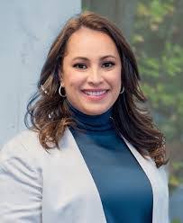 Lori Tiller's Instagram, Twitter & Facebook