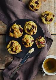 Muffins A L Avocat Aux Framboises Aux Pommes Trois Fois Par Jour Yummy Breakfast Vegetable Recipes Breakfast Brunch