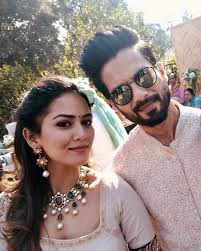 Search results for mira hd wallpapers. Shahid Kapoor Personal Photo Albums Pictures Posters And Wallpapers Shahid Kapoor And Mira Rajput Make A Beautiful Couple