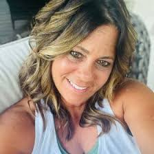 Kimberly Brinton's Instagram, Twitter & Facebook