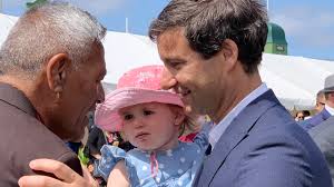 Jacinda ardern, who is only the second modern female world leader to give birth while in office, will ardern is the first world leader to give birth since 1990, the bbc reports. Jacinda Ardern S Daughter Neve Wins Hearts At Nz Event
