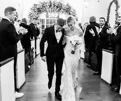 Ever since they legally (and secretly) tied the knot in a manhattan courthouse in september 2018. Seray On Twitter Dream Wedding Dresses Hailey Bieber Wedding Wedding Dresses