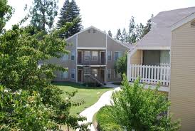 It's all part of the package at west day village, bakersfield's newest luxury apartment community. Westcourte Apartments Bakersfield Ca Apartments Com